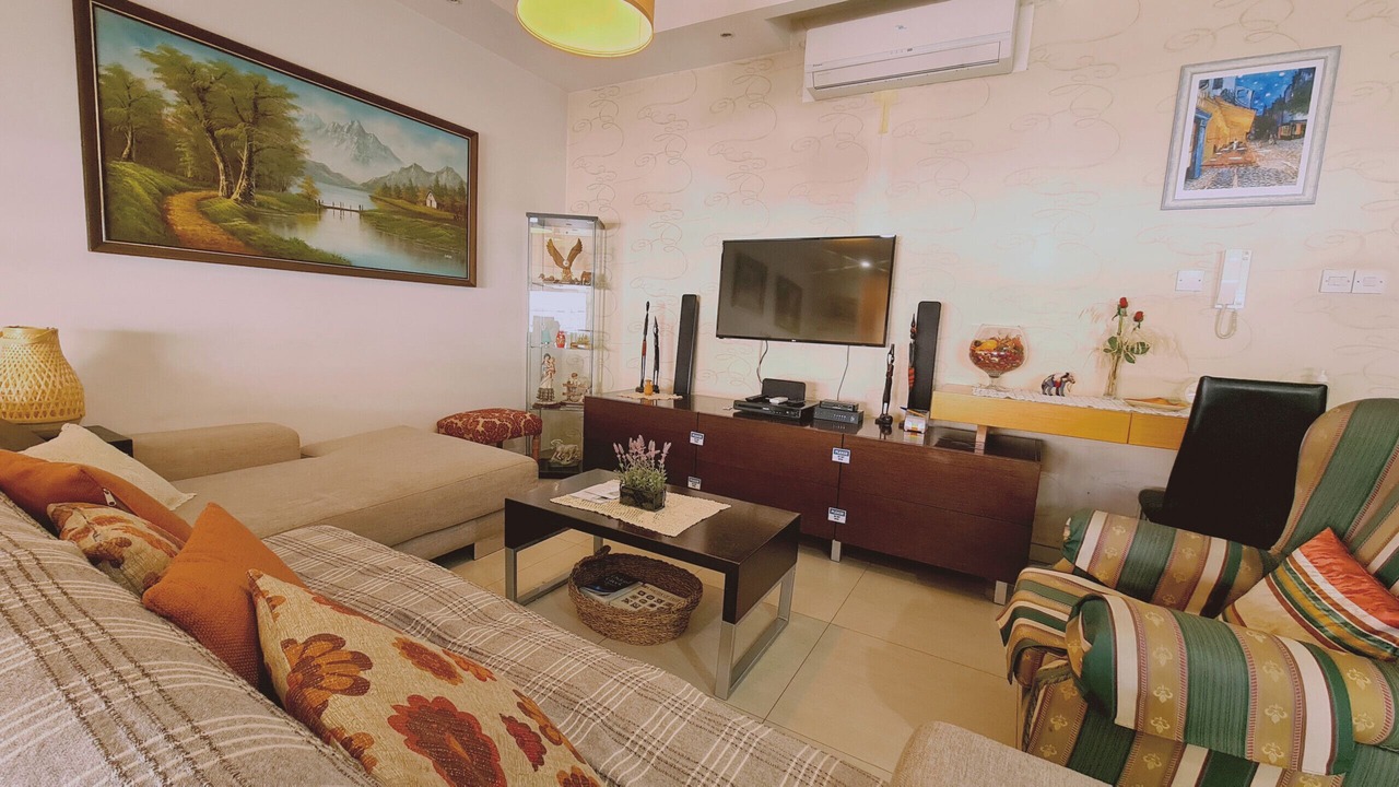 Photo of Livingroom in Politiko