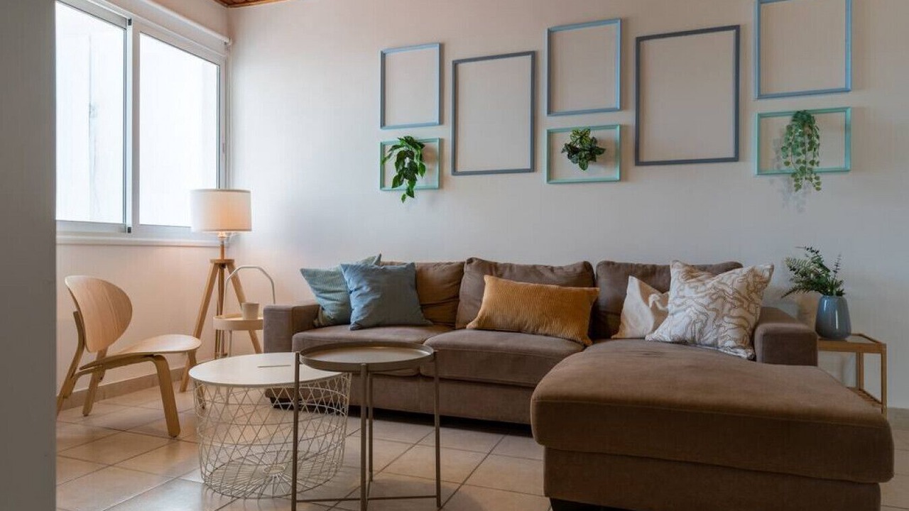 Photo of Livingroom in Larnaca City Centre