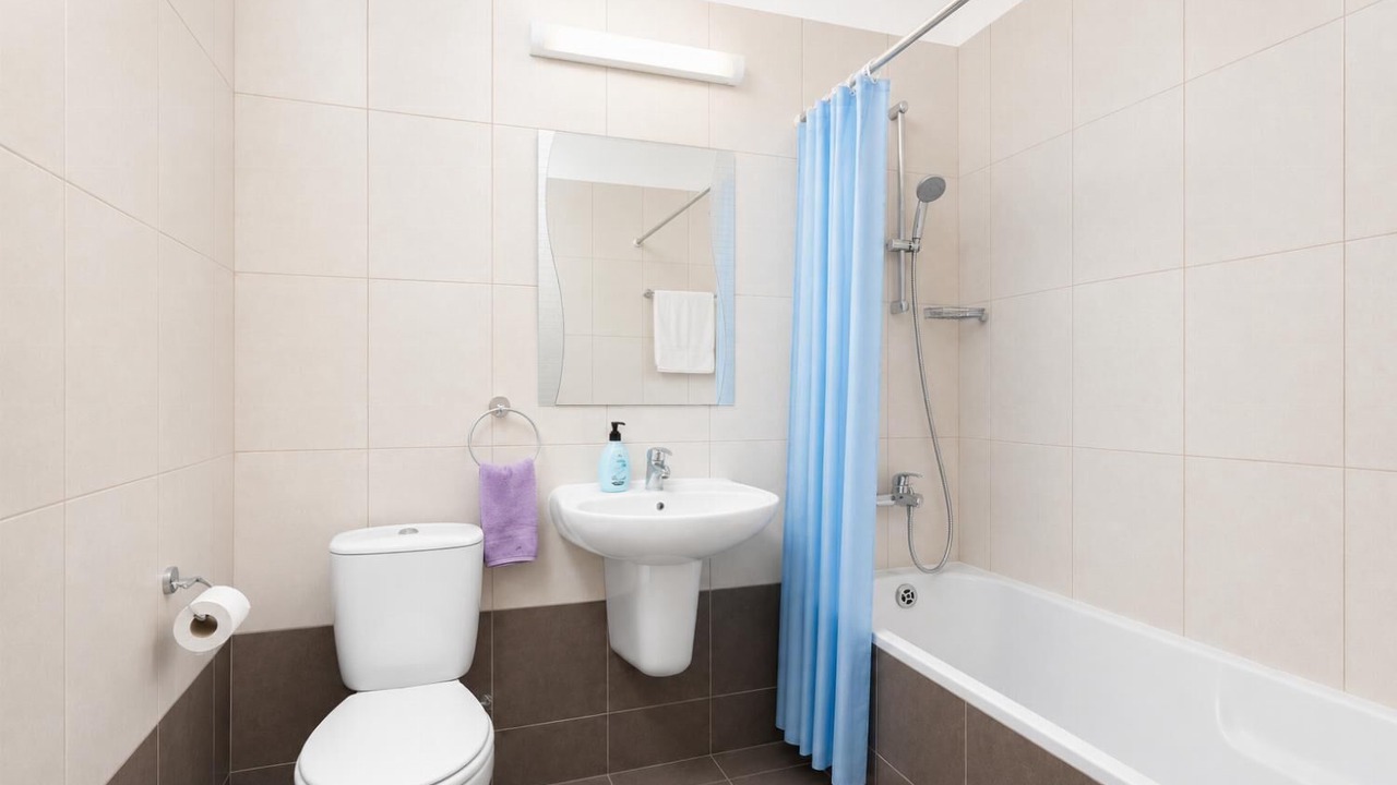 Photo of Bathroom in Droushia