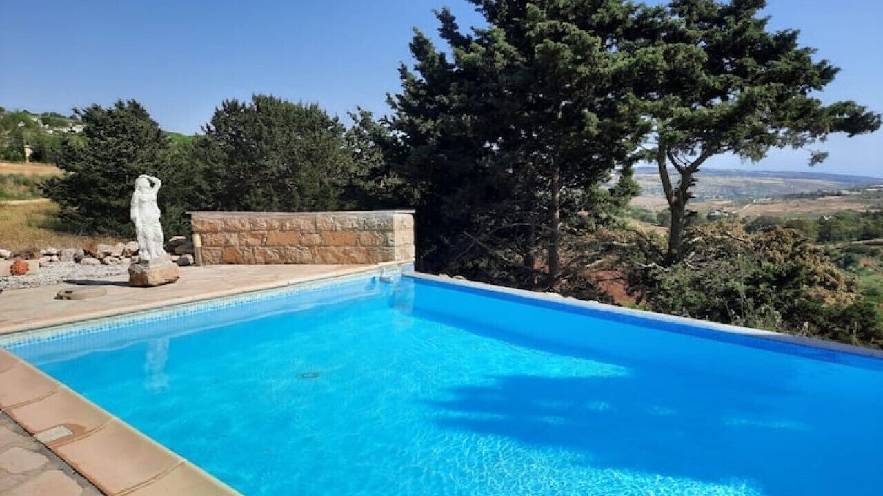 Photo of Outdoor in Ineia