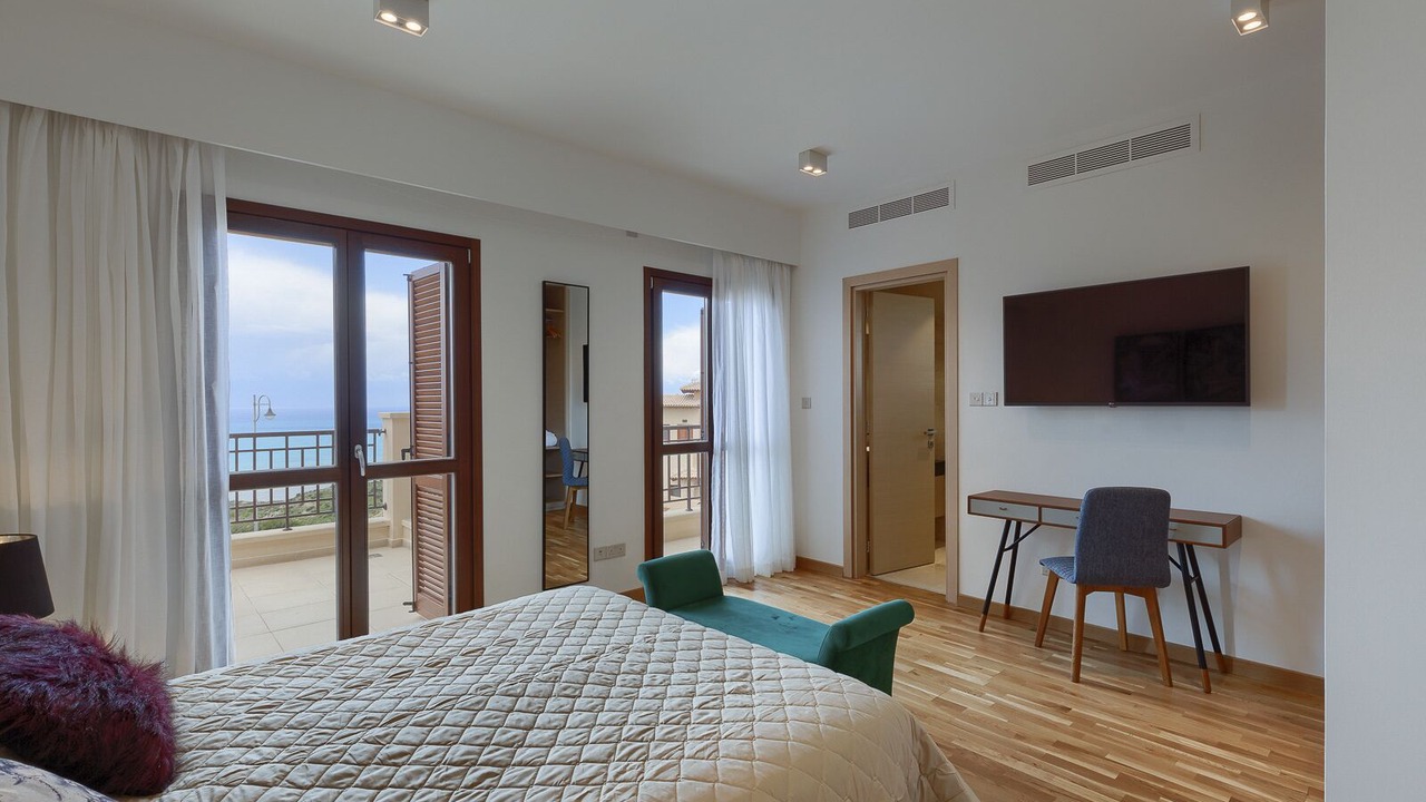 Photo of Bedroom in Aphrodite Hills