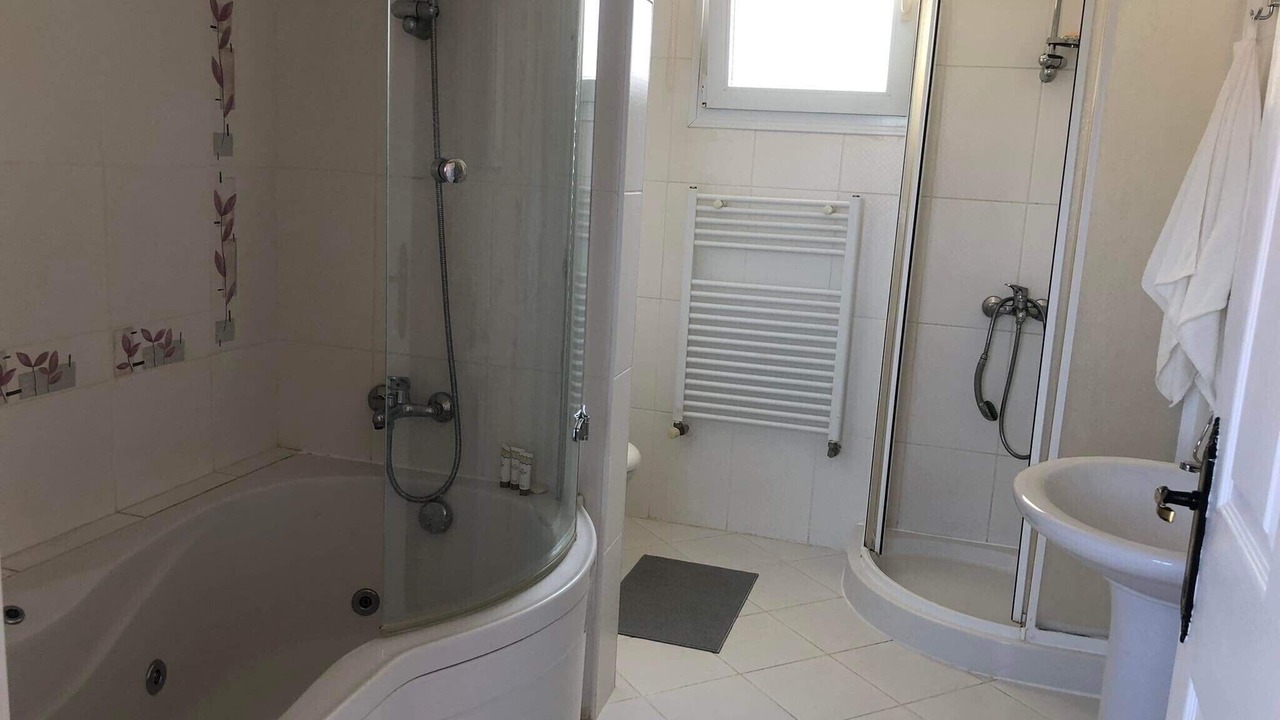 Photo of Bathroom in Kyrenia