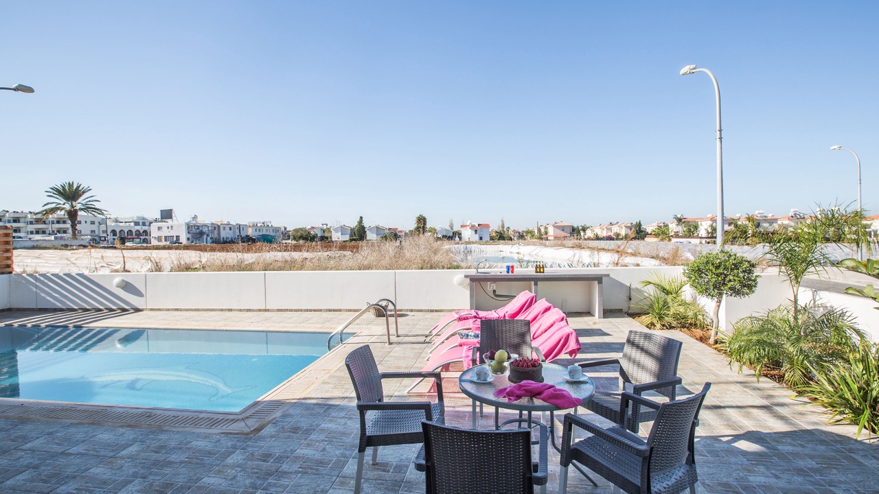 Photo of Outdoor in Kapparis