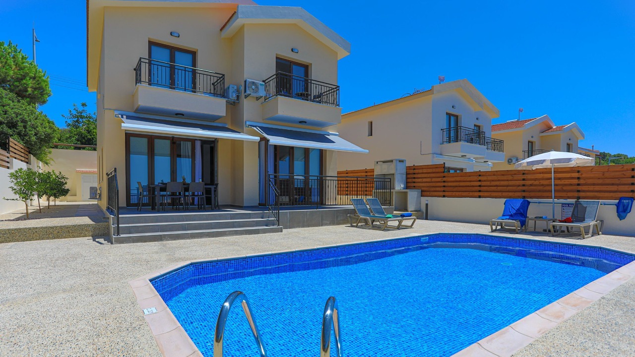 Photo of Outdoor in Meladeia