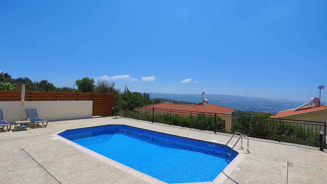 Photo of Outdoor in Meladeia
