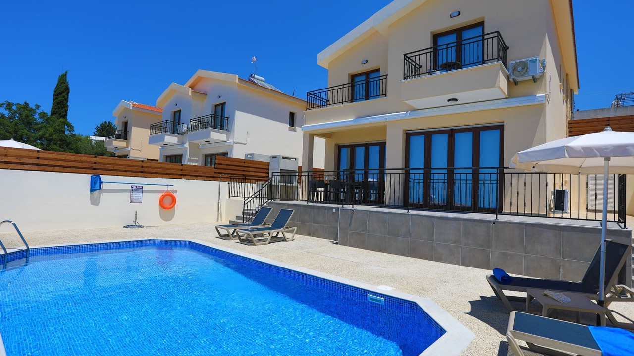 Photo of Outdoor in Meladeia