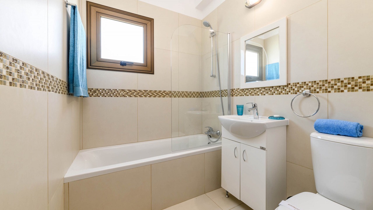 Photo of Bathroom in Ayia Thekla