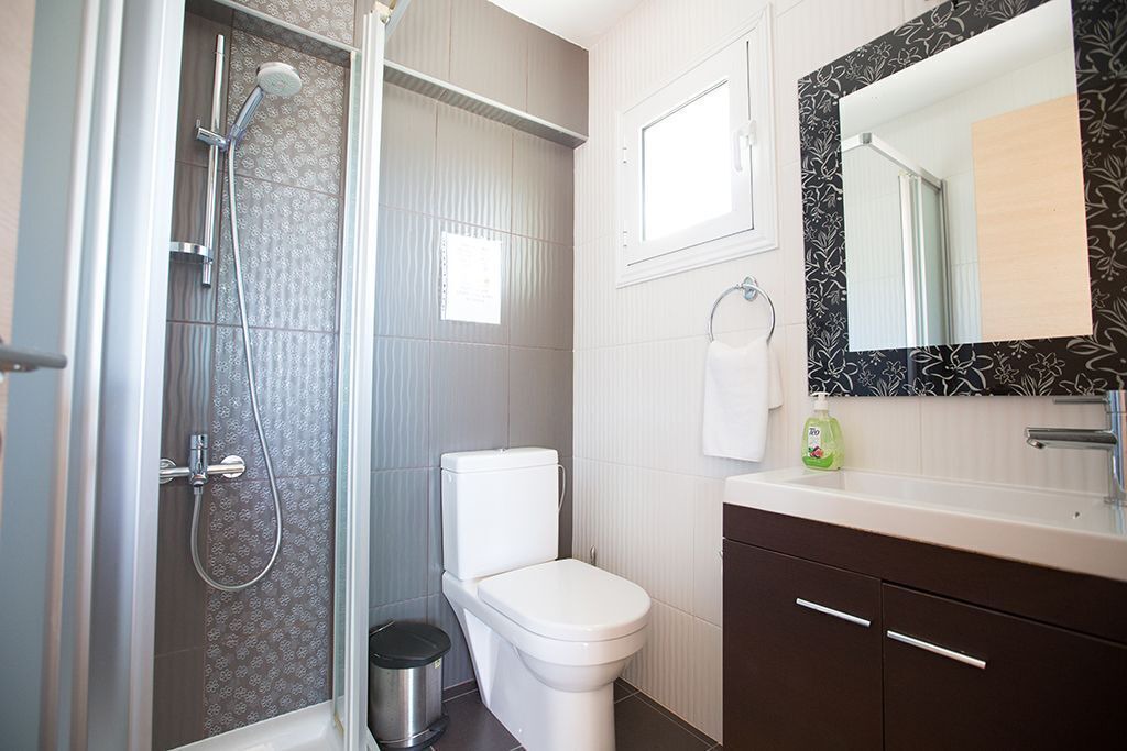 Photo of Bathroom in Pernera