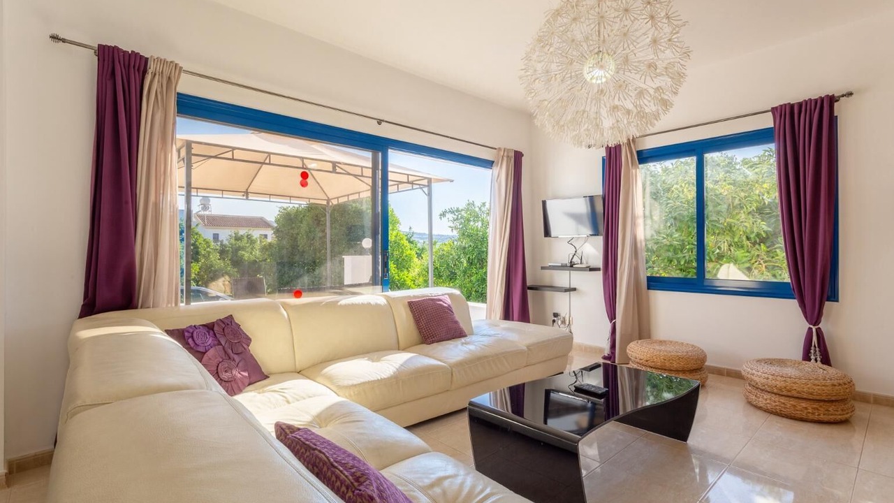 Photo of Bedroom in Polis