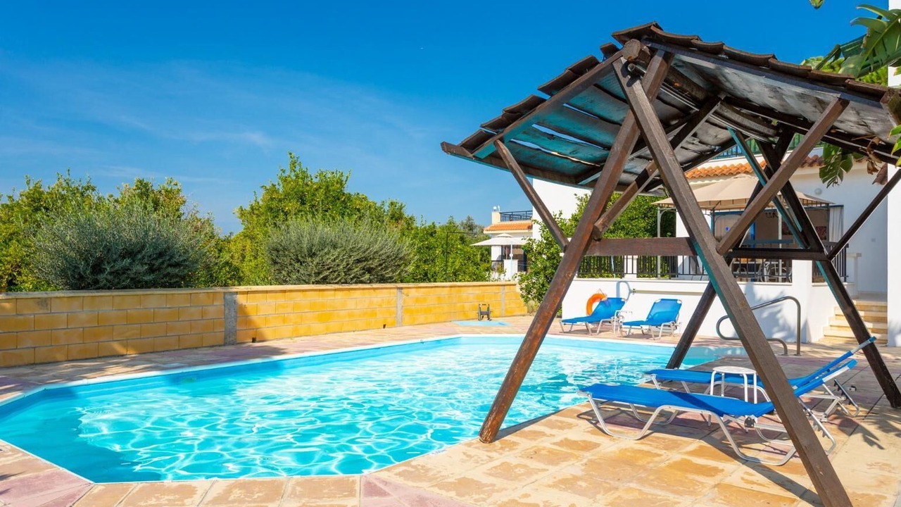 Photo of Outdoor in Polis