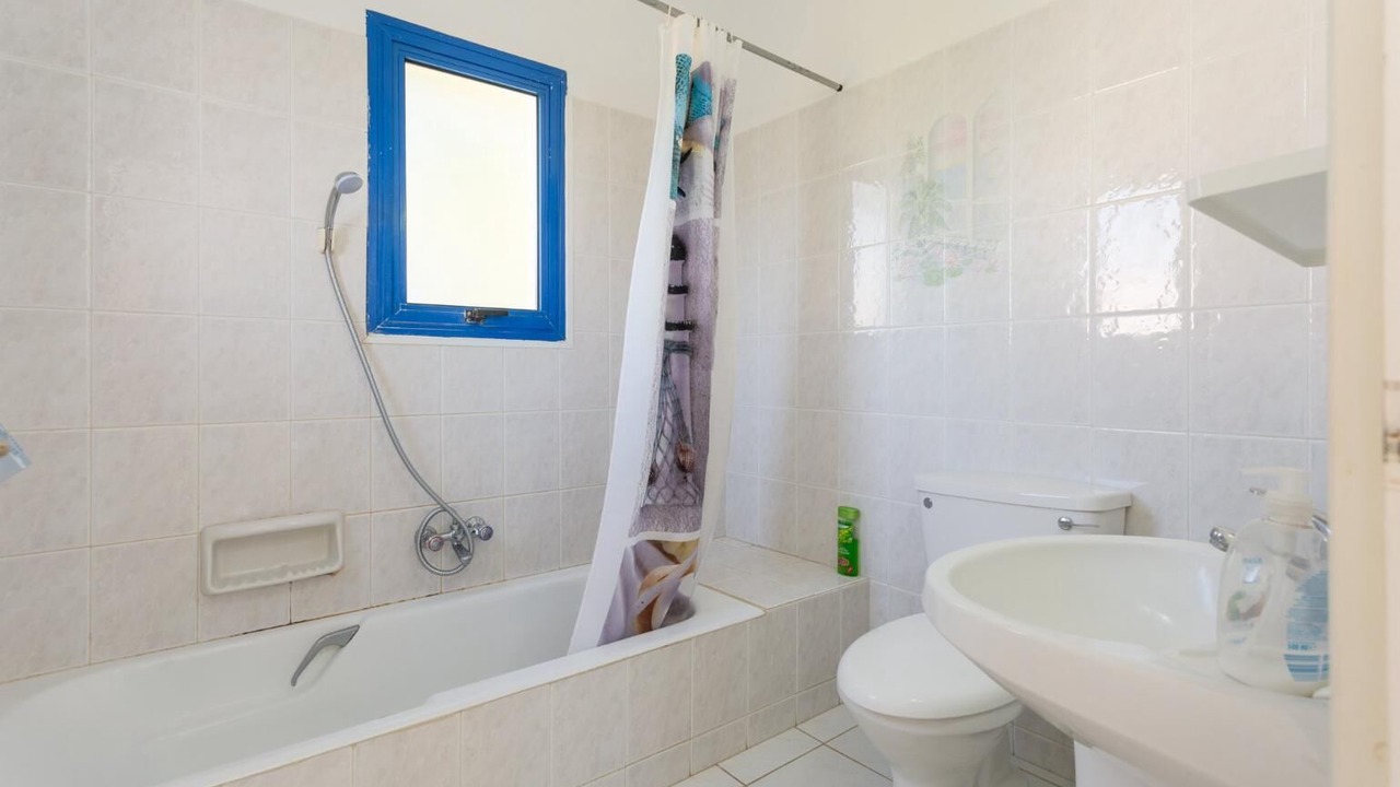 Photo of Bathroom in Polis