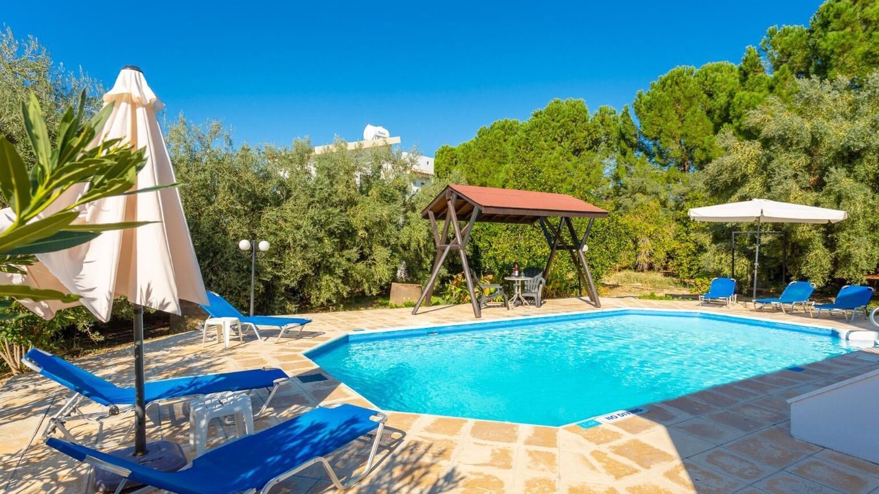 Photo of Outdoor in Polis