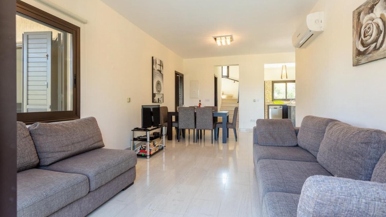 Photo of Livingroom in Latsi