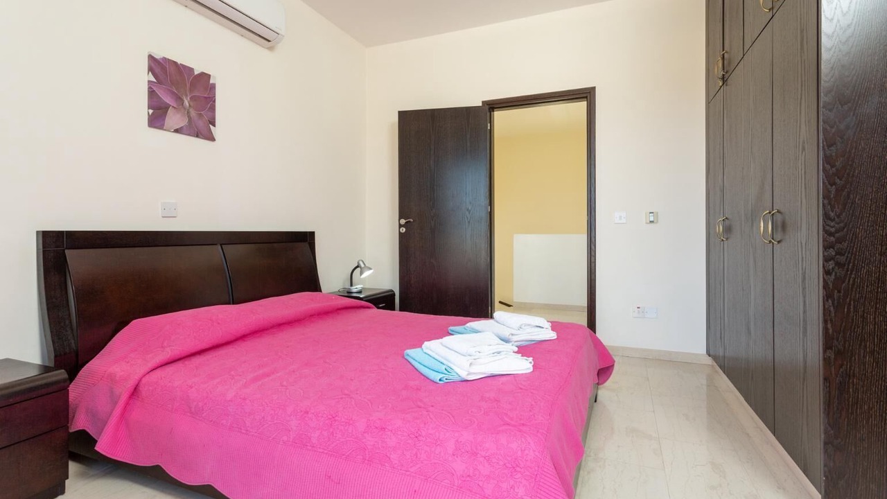 Photo of Bathroom in Latsi