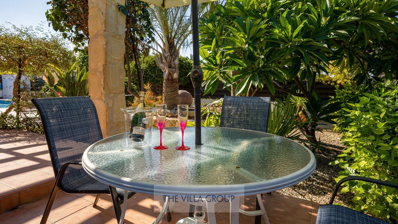 Photo of Outdoor in Polis