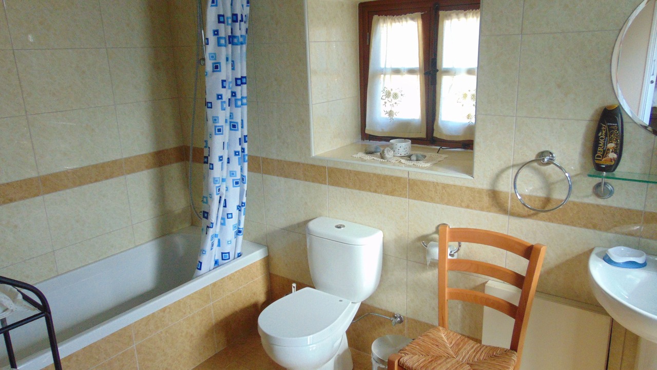Photo of Bathroom in Kalavasos