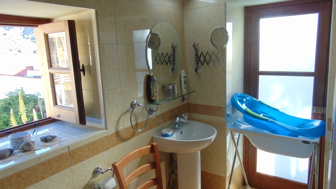 Photo of Bathroom in Kalavasos