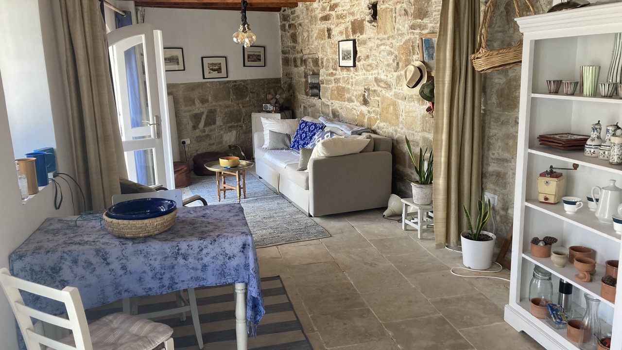 Photo of Livingroom in Tochni