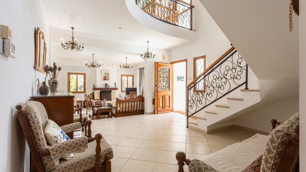 Photo of Livingroom in Argaka