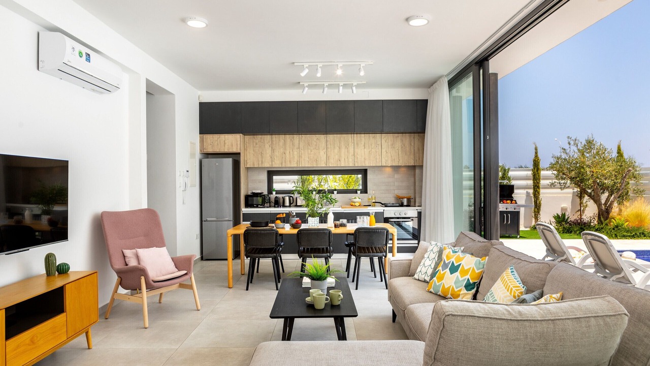 Photo of Livingroom in Pernera