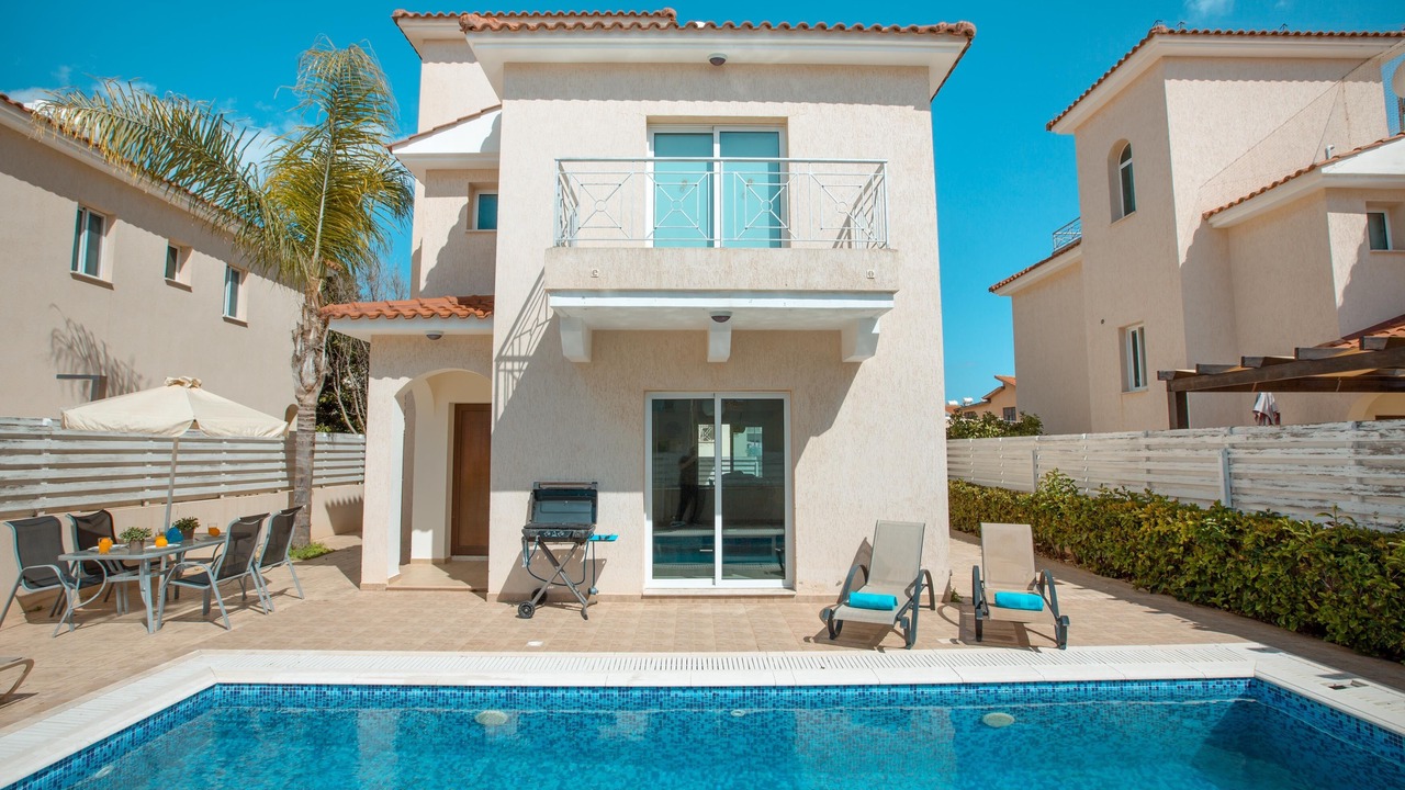 Photo of Outdoor in Pernera