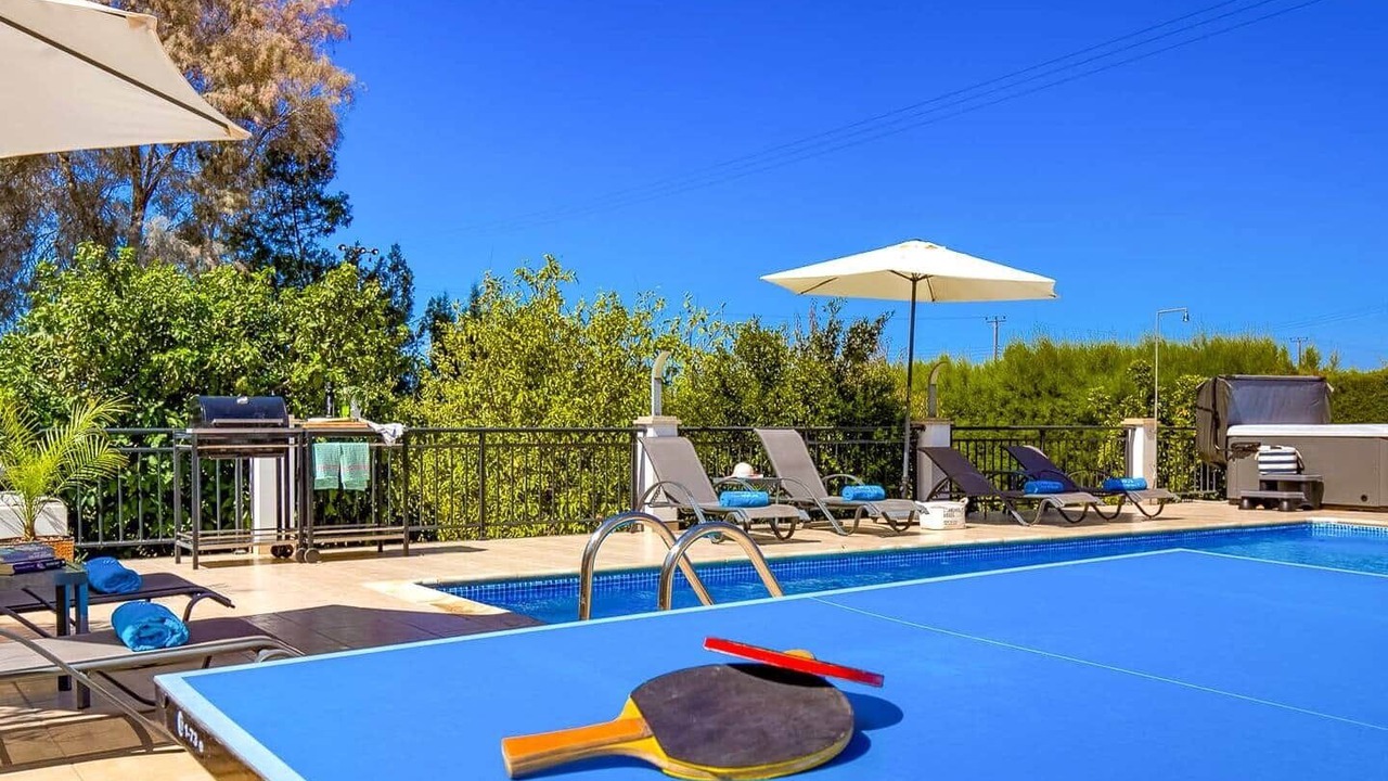 Photo of Outdoor in Pegeia
