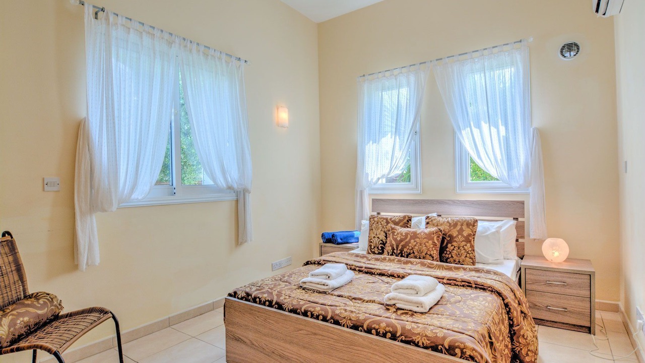 Photo of Bedroom in Polis