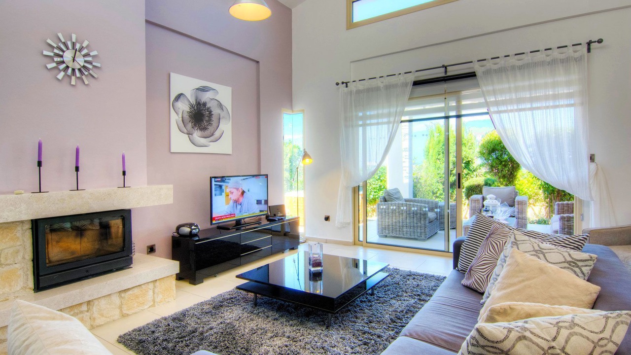 Photo of Livingroom in Latchi