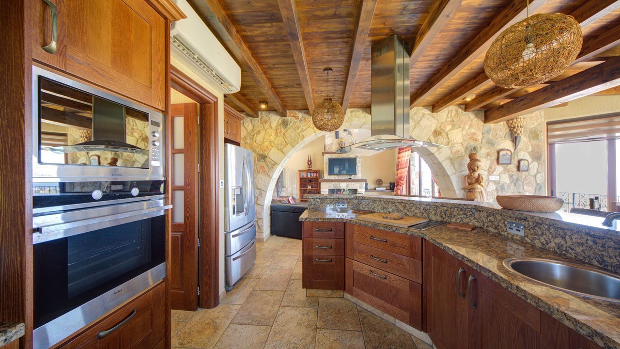 Photo of Kitchen in Latchi