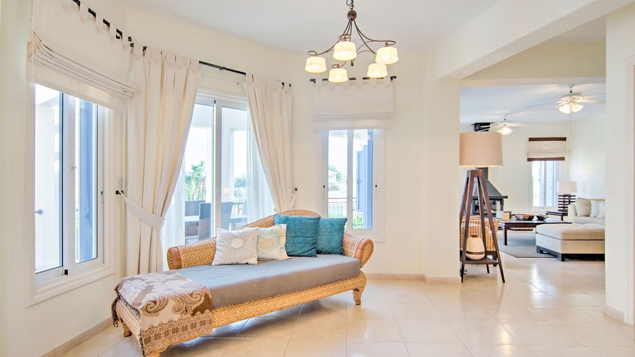 Photo of Livingroom in Latchi