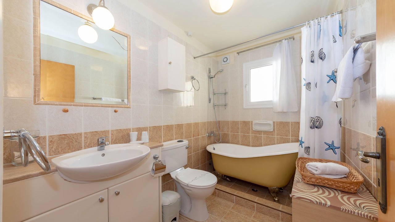 Photo of Bathroom in Argaka