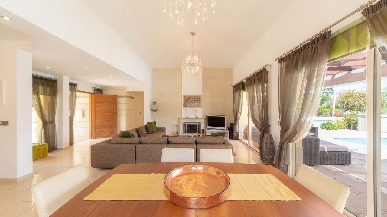 Photo of Livingroom in Latchi