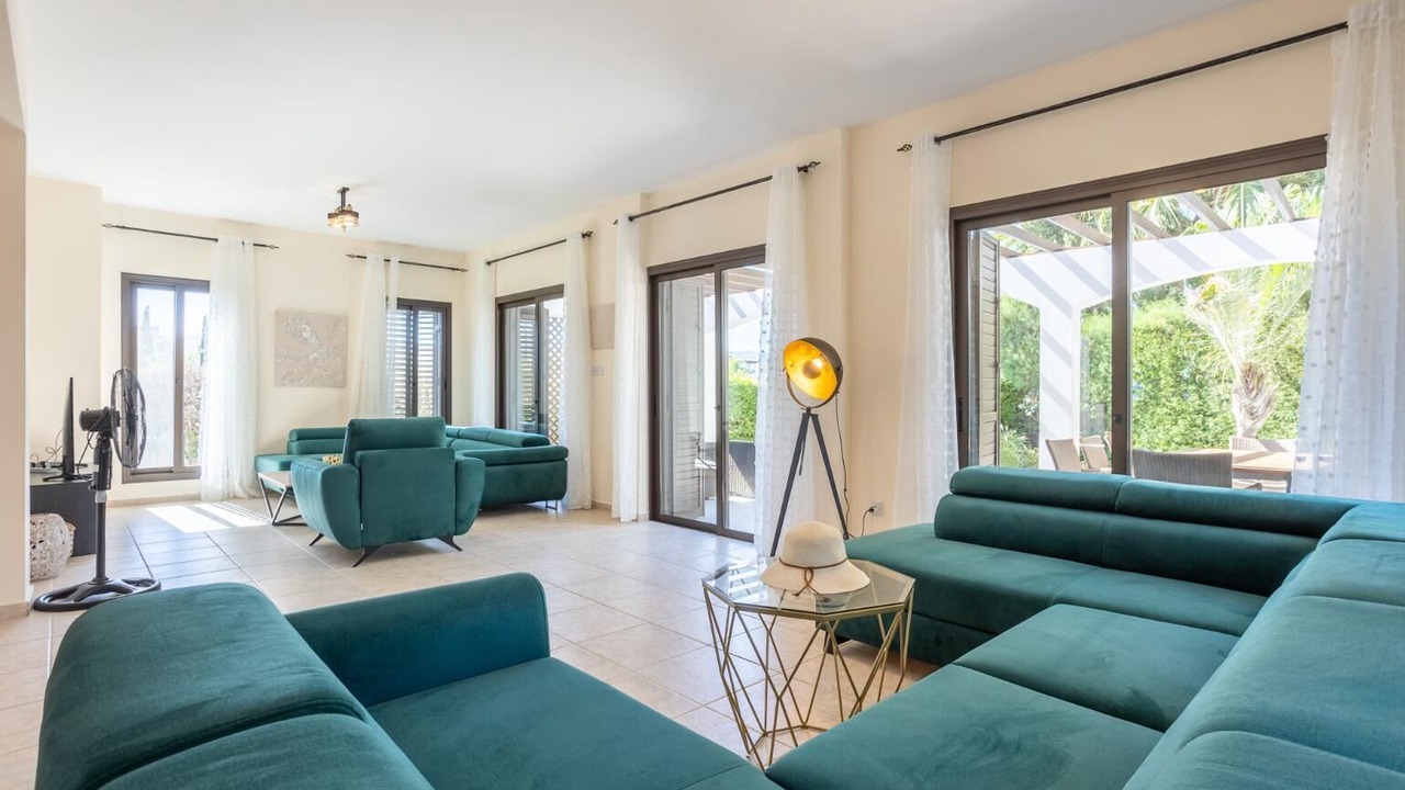 Photo of Bedroom in Latchi
