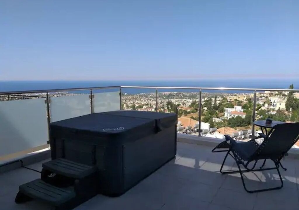 Photo of Patio Balcony in Peyia Town