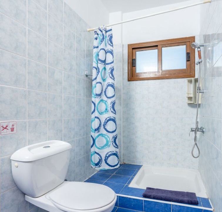 Photo of Bathroom in Polis