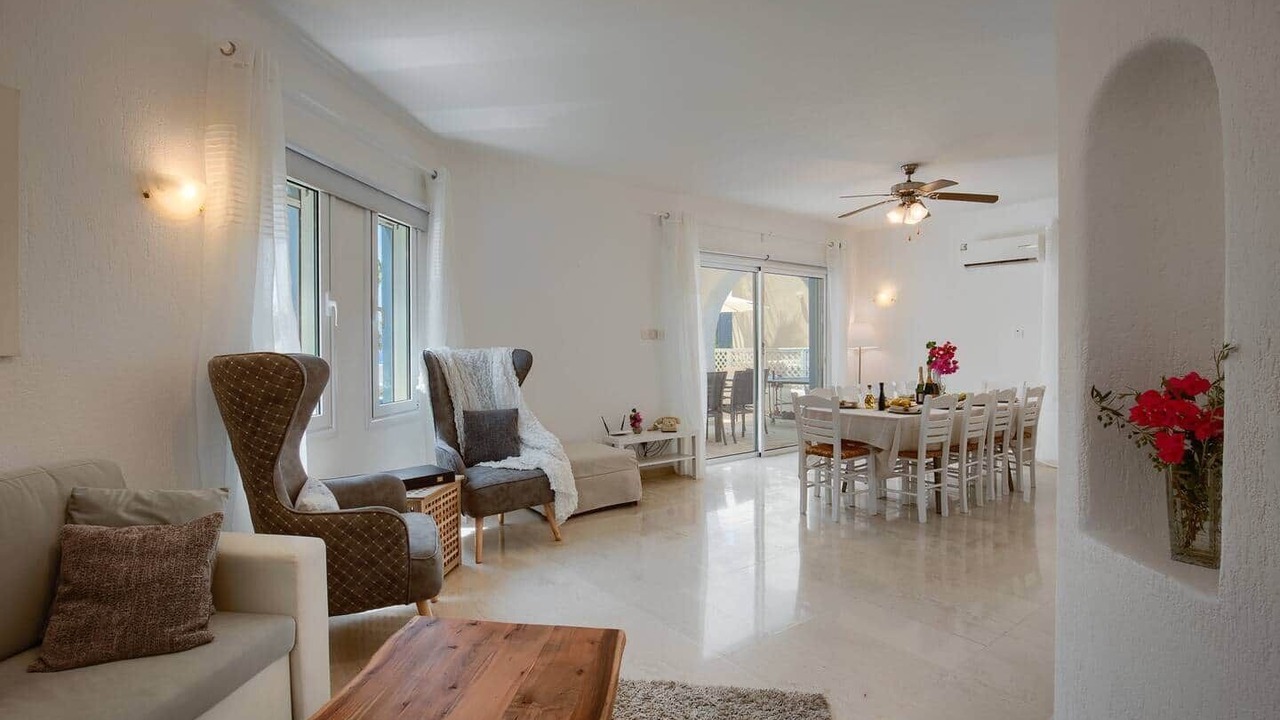 Photo of Livingroom in Kissonerga