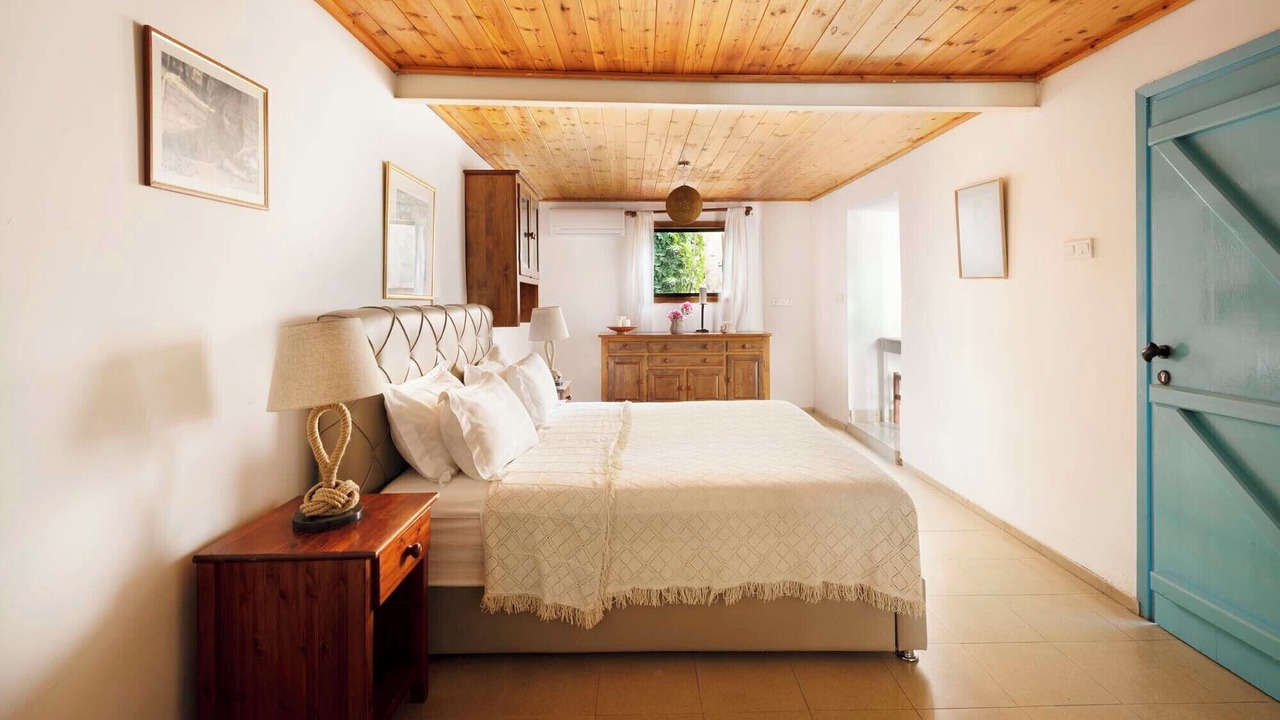 Photo of Bedroom in Pentakomo
