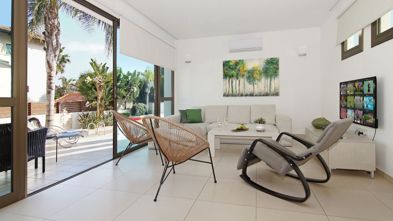 Photo of Livingroom in Ayia Thekla