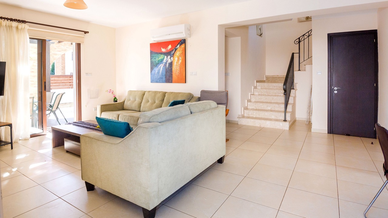 Photo of Livingroom in Ayia Thekla