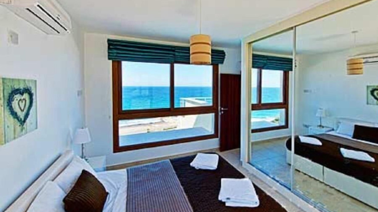 Photo of Bedroom in Esentepe
