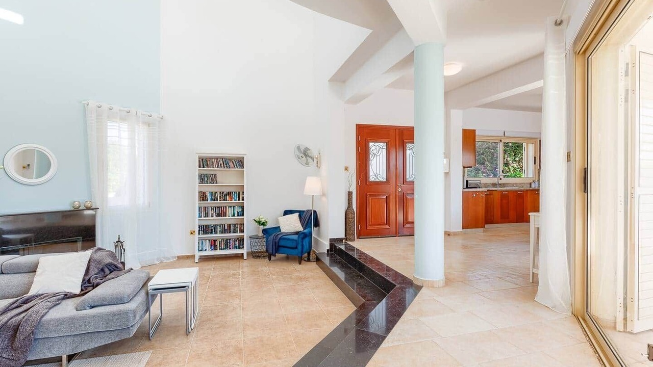 Photo of Livingroom in Pegeia