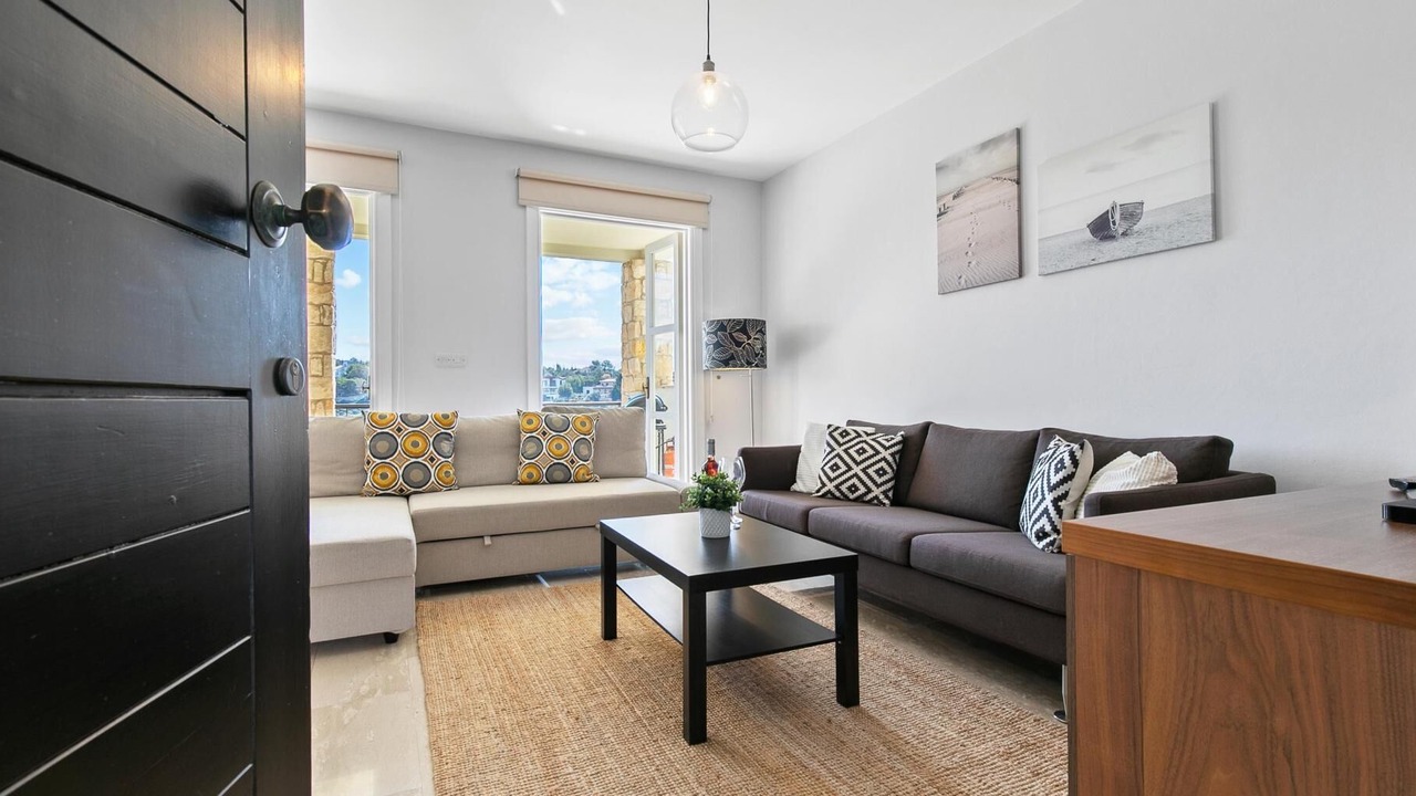 Photo of Livingroom in Aphrodite Hills