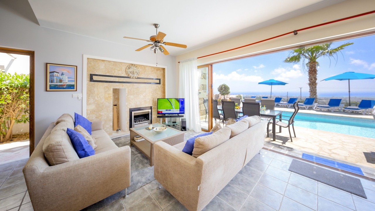 Photo of Livingroom in Tremithousa