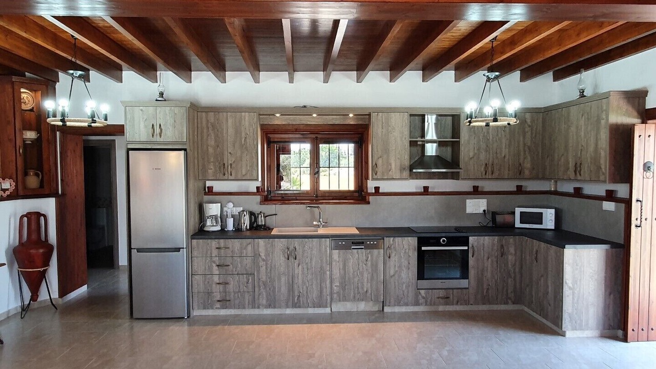 Photo of Kitchen in Geroskipou