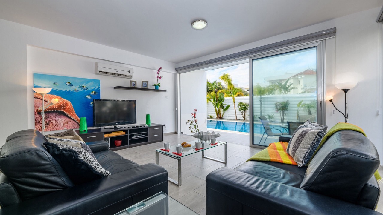 Photo of Livingroom in Pernera