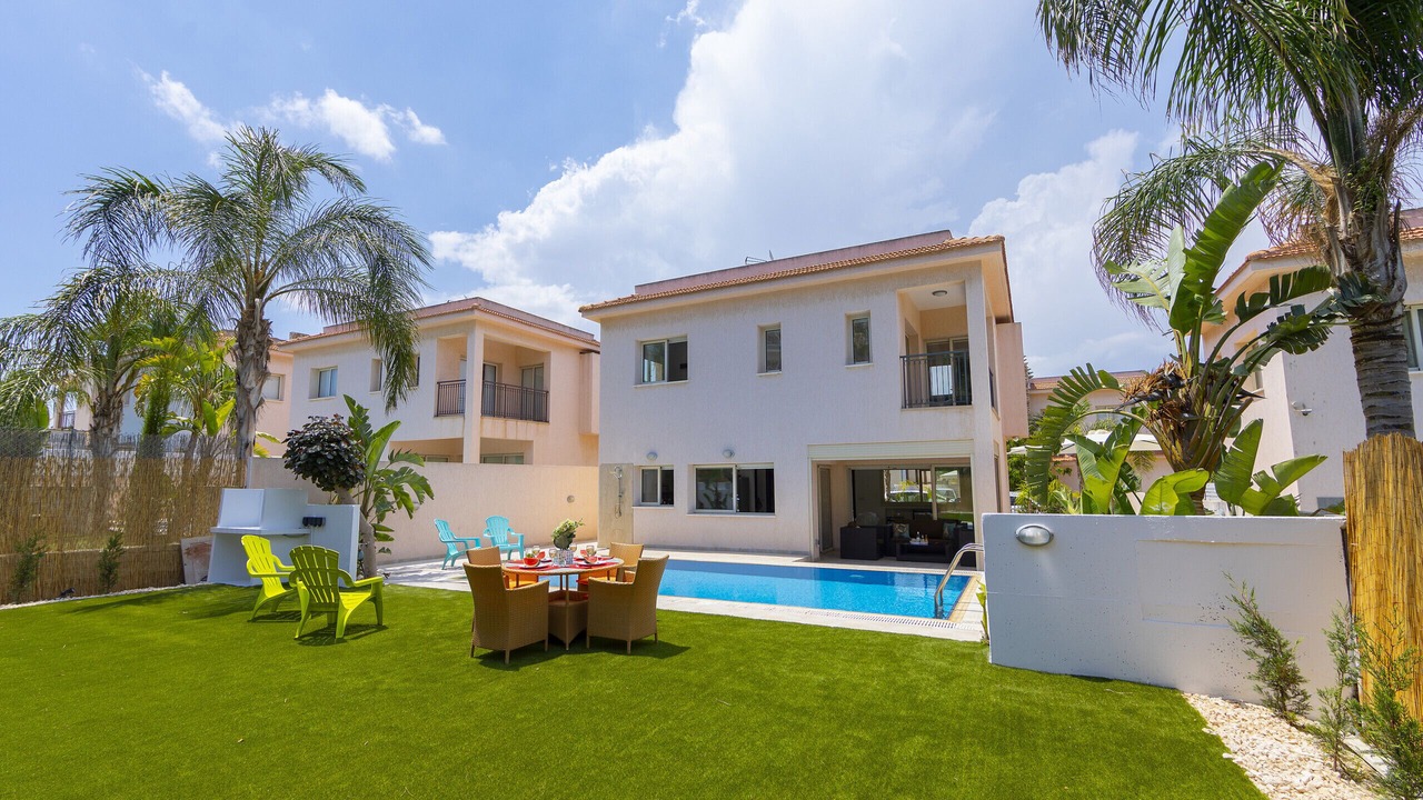 Photo of Outdoor in Pernera