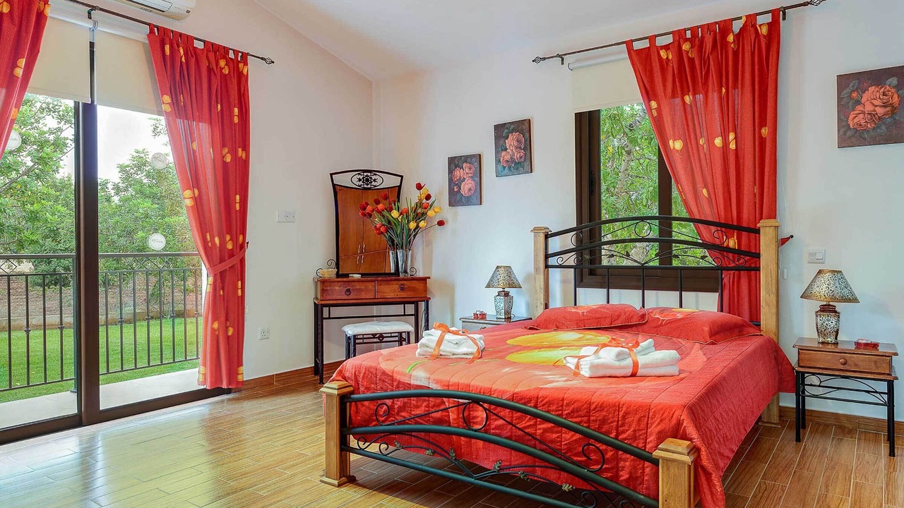 Photo of Bedroom in Latchi