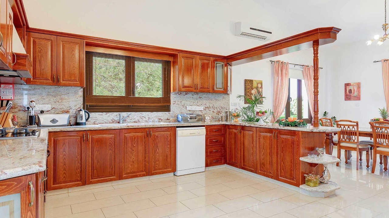 Photo of Kitchen in Latchi