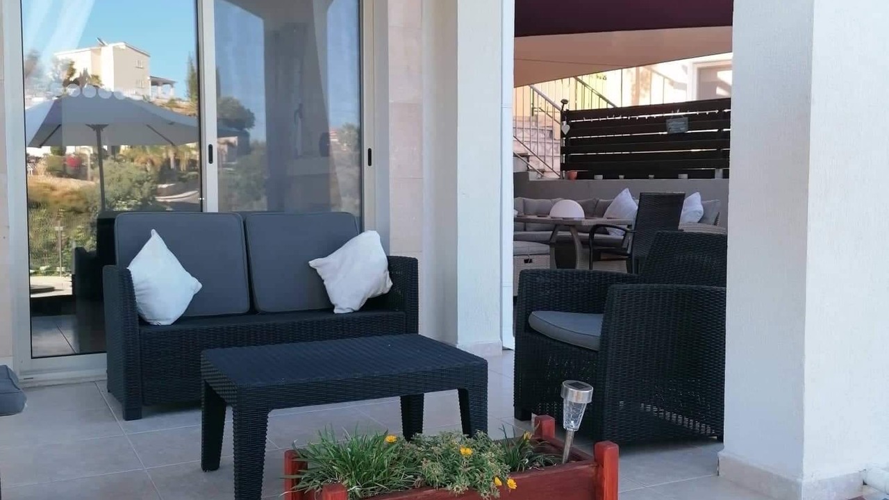Photo of Patio Balcony in Tala