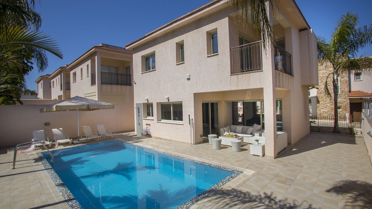 Photo of Outdoor in Pernera